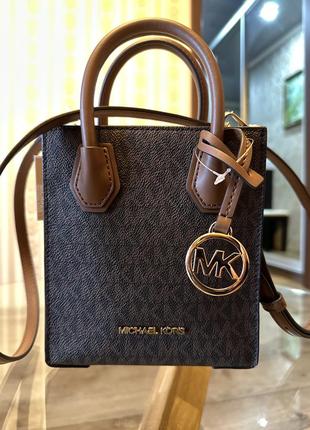 Мініатюрна сумочка michael kors з колекції mercer