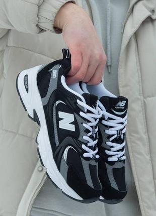 Чоловічі кросівки new balance 530 black white grey нью беланс чорного з білим та сірим кольорів