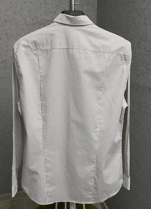 Белая полосатая рубашка от бренда h&m4 фото