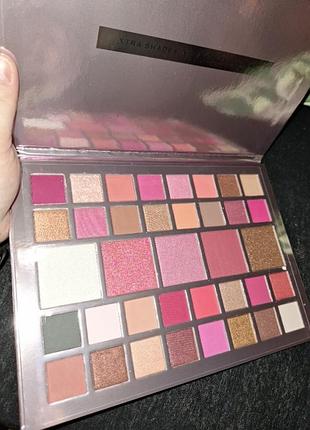 Xx revolution x-ray shadow palette