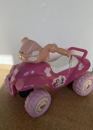 Машинка рожева для дівчинки машинка толокар1 фото