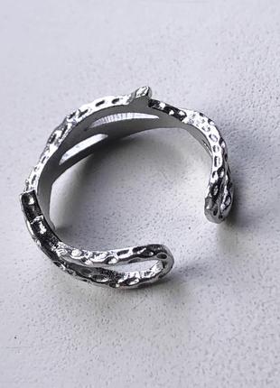 Парные кольца колечки роза цветок ветка с шипами серебристые типа серебряные под серебро женское размер 17 мужское 195 фото