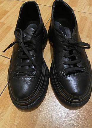 Кроссівки шкіряні весна/осінь