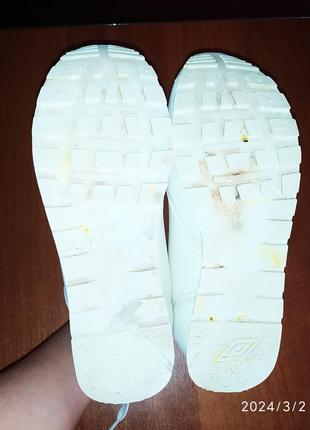 Білі кросівки umbro 38 розмір , устілка 24,5 см5 фото