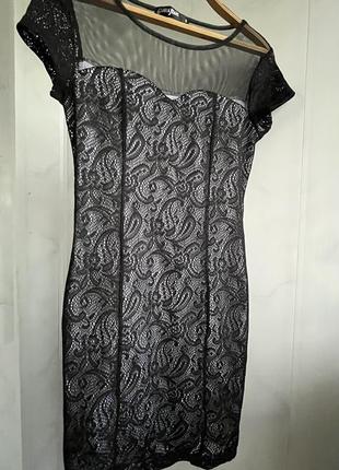 Сукня чорного кольору1 фото