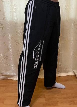 Спортывние штаны adidas , широкие