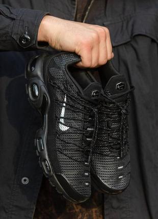 Чоловічі кросівки nike air max tn plus lace toggle black reflective найк чорного кольору