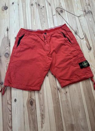 Вінтажні нейлонові шорти stone island bermuda nylon red shorts vintage