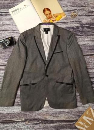 Чоловічий піджак