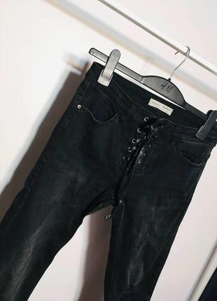 Укороченные джинсы на шнуровке stradivarius3 фото