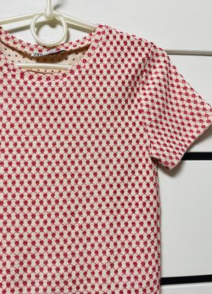 Топ zara укорочена футболка яскрава рожева у дірочки s2 фото