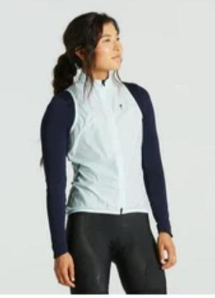 Adidas спортивна куртка для бігу