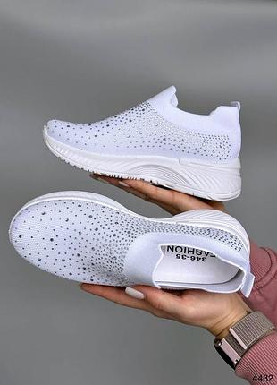 Мокасины женские белые стразы кроссовки кросы