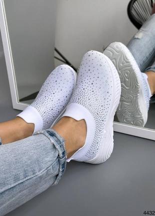 Мокасины женские белые стразы кроссовки кросы