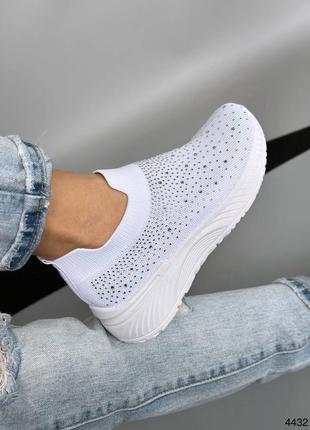 Мокасины женские белые стразы кроссовки кросы