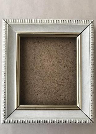Багетная фоторамка 7 х 8 см (окно 5,6 х 7 см ) или ваш размер .стекло,двп,крепление