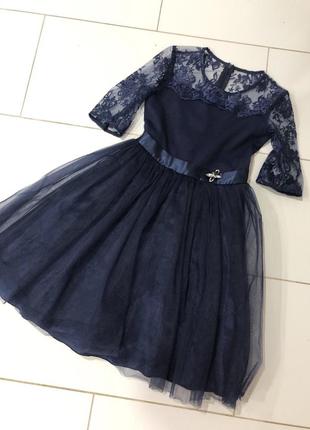 Ажурна синя сукня