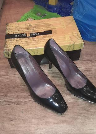 Лаковые туфли antonio biaggi 40 размер