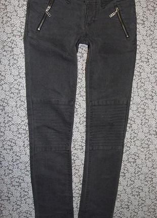 Узкачи джинсы девочке 10 лет на худенькую