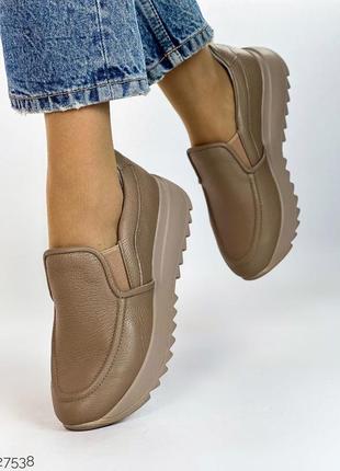 Шкіряні мокасини8 фото