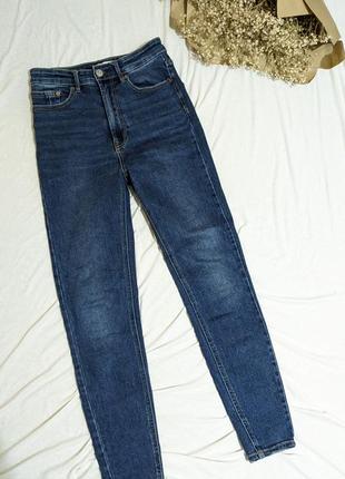 Жіночі джинси з високою посадкою1 фото