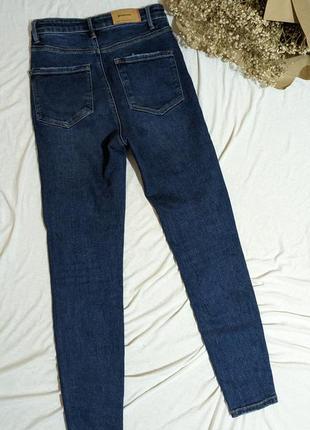 Жіночі джинси з високою посадкою8 фото
