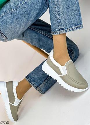 Шкіряні мокасини4 фото