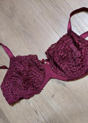 Мереживний бюстгальтер 85g
