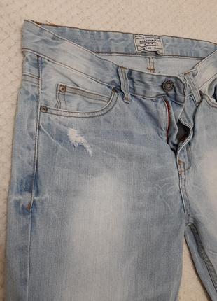 Выбеленные голубые рваные джинсы pull&bear р. 46 (31/32)5 фото