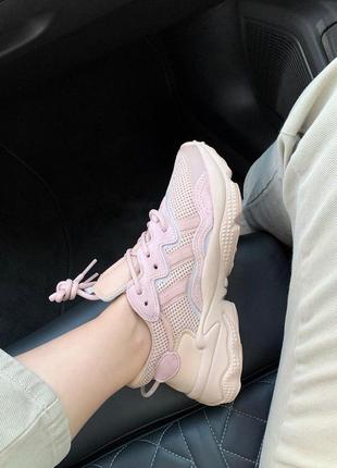 Женские кроссовки adidas ozweego pink