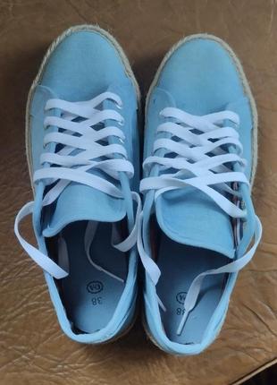 Жіночі ескадрильї