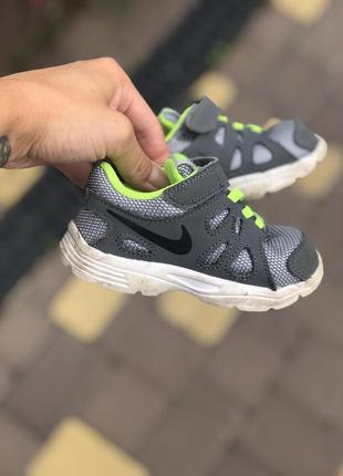 Дитячі кросівки nike 21-22 р3 фото