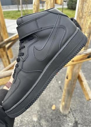 Зимние кроссовки nike air force лицензия (black)3 фото