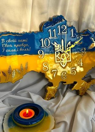 Часы настенные из эпоксидной смолы "карта украины" 40x27 см