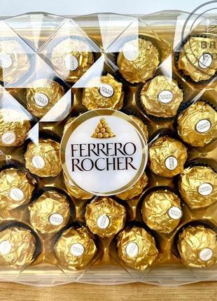 Шоколадні цукерки ferrero rocher 300 г