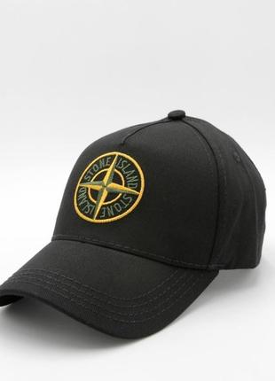 Кепка чорна stone island