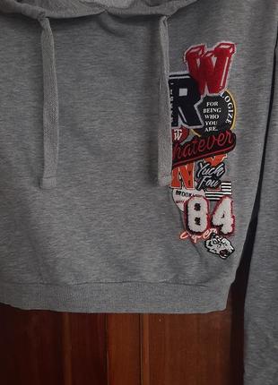 Оригинальное укороченное худи bershka 2