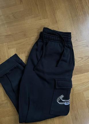 Чоловічі штани nike