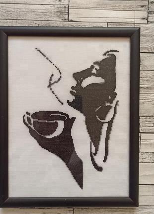 Картина вишита хрестиком монохром