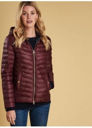 Стьобана куртка barbour highgate.