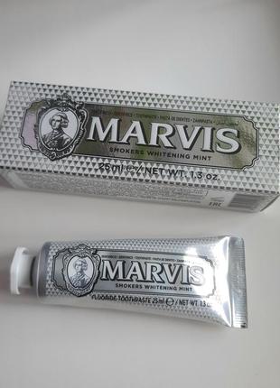 Зубна паста
marvis smokers whitening mint 25 мл.4 фото