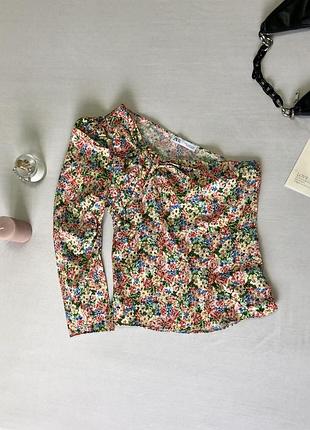Блуза на одне плече zara🌸