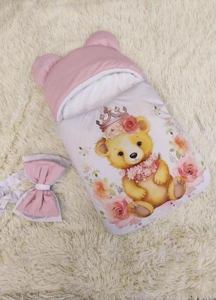 Конверт спальник для новонароджених дівчаток, рожевий з принтом королівський ведмедик