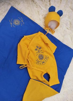 Летний муслиновый конверт + комбинезон с шапочкой для новорожденных, желто-голубой9 фото