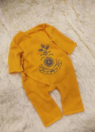Летний муслиновый конверт + комбинезон с шапочкой для новорожденных, желто-голубой7 фото