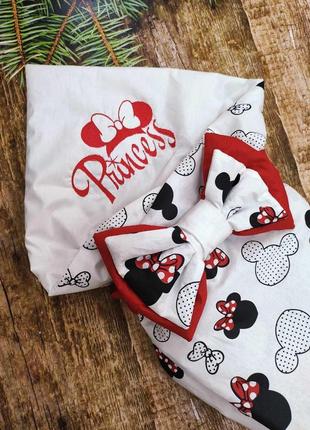 Демисезонный конверт - одеяло с вышивкой на выписку для девочек princess, белый с ясельным принтом2 фото