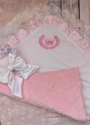 Шикарный зимний конверт-одеяло с кружевом на выписку, розовый с вышивкой3 фото