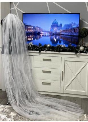 Фата на гребінці