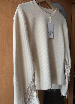Дуже гарний светр, світшот zara з бахромою страз