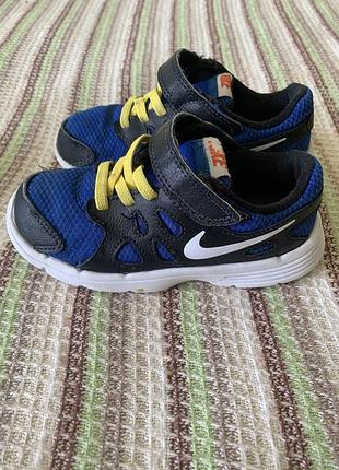 Кроссовки кросівки